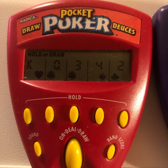 Vintage 1999 Radica Pocket Poker Handheld Electronic Draw and Deuces Game - Picture 8 of 8